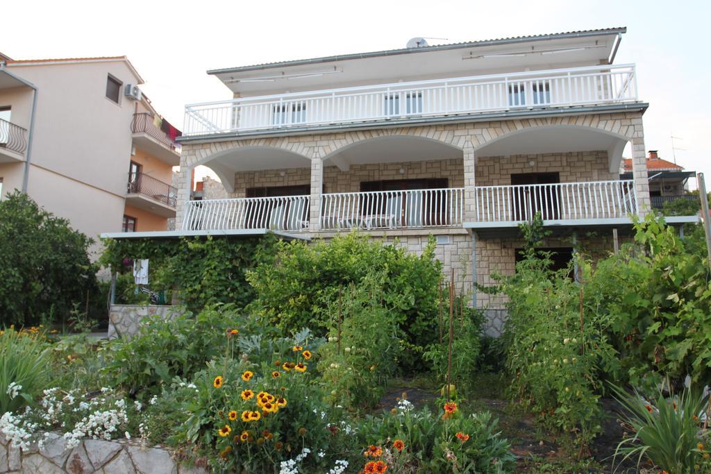 Apartments Marinko Stari Grad  Exterior foto