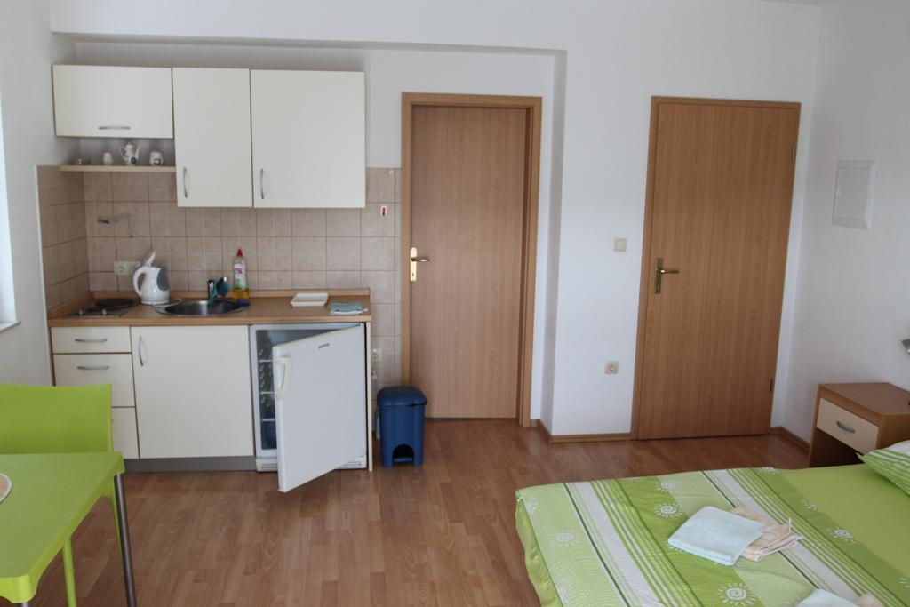 Apartments Marinko Stari Grad  Quarto foto